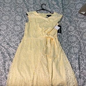 Yellow floral material perceptions dress